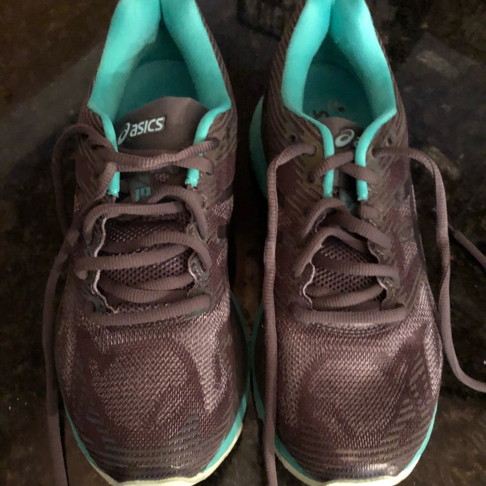 ASICS Sneakers. Size 7.5 US